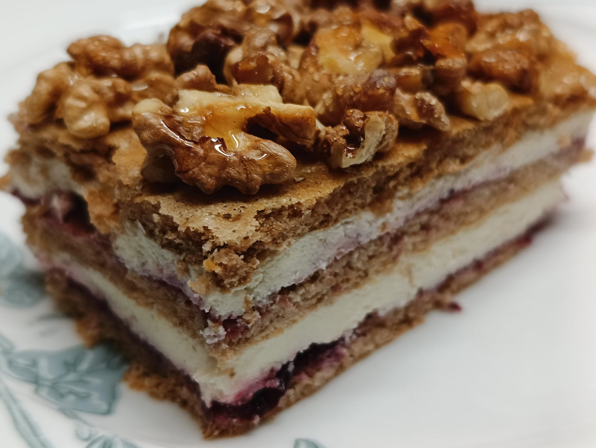 keto orzechowiec miodownik