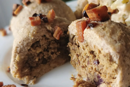 keto pyzy z mięsem z rosołu