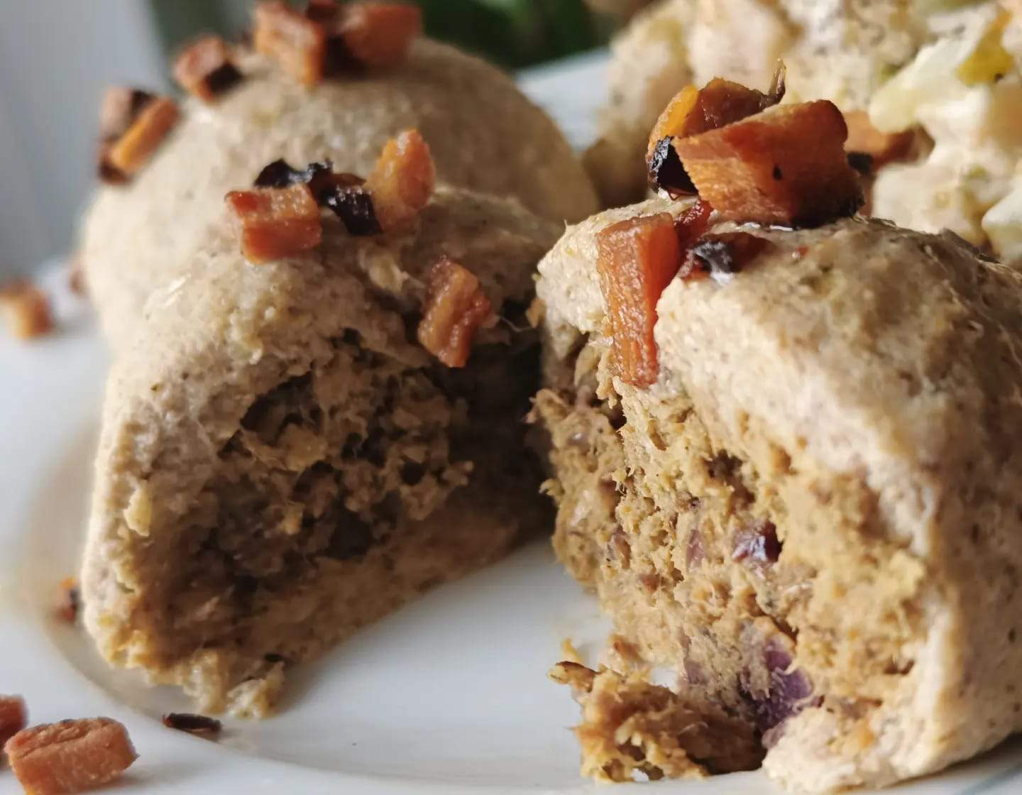 keto pyzy z mięsem z rosołu