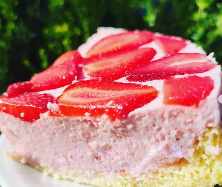 Truskawkowa keto pianka