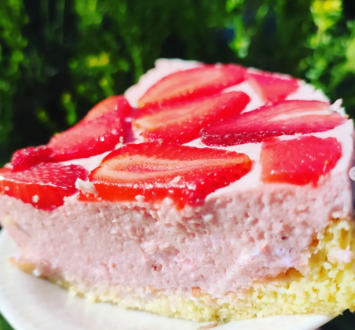 Truskawkowa keto pianka