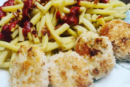 Mielone kotleciki z piersi z kurczaka z serem i panierką kokosową