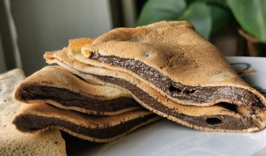 Naleśniki z nutellą z awokado i konopi