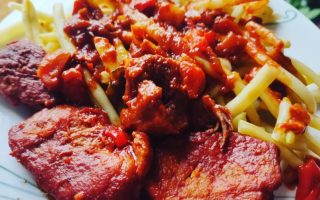 Keto Szynka wieprzowa w sosie pomidorowym