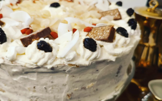 KETO tort z nadzieniem śmietana Mango