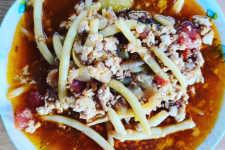 keto zupa z fasolką szparagową