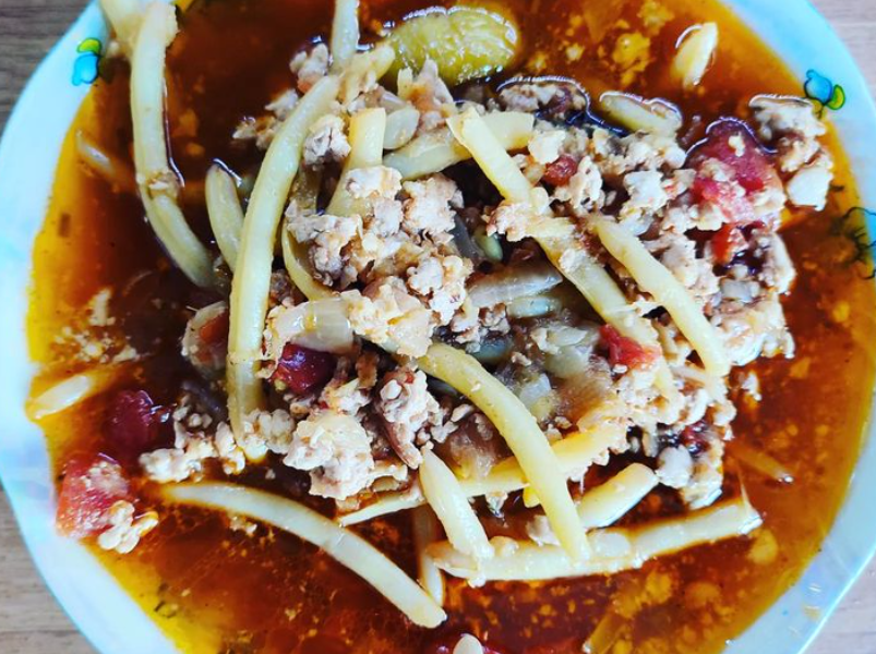 keto zupa z fasolką szparagową