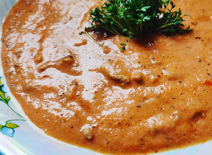 keto zupa krem pomidorowy