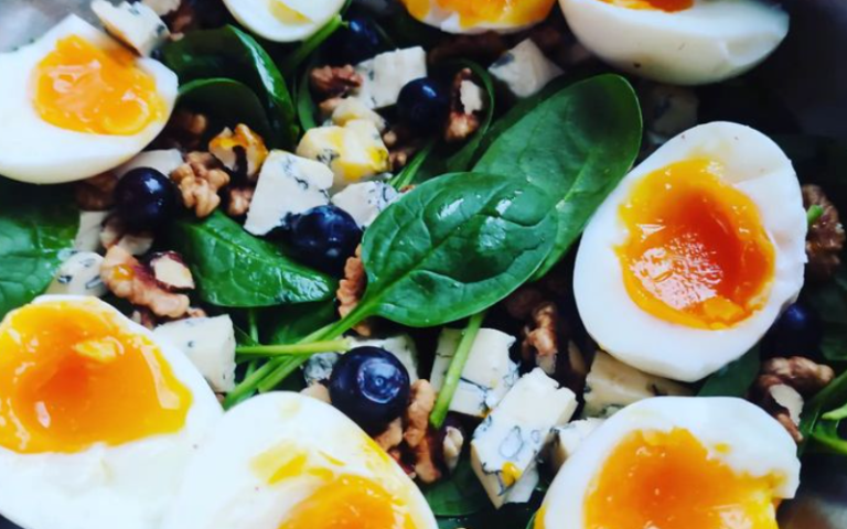 Keto szybki obiad sałatka