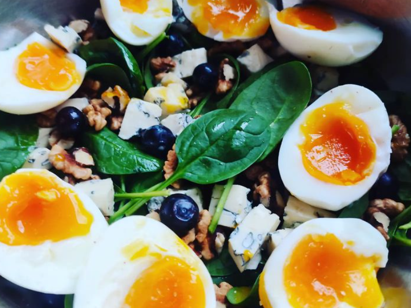 Keto szybki obiad sałatka