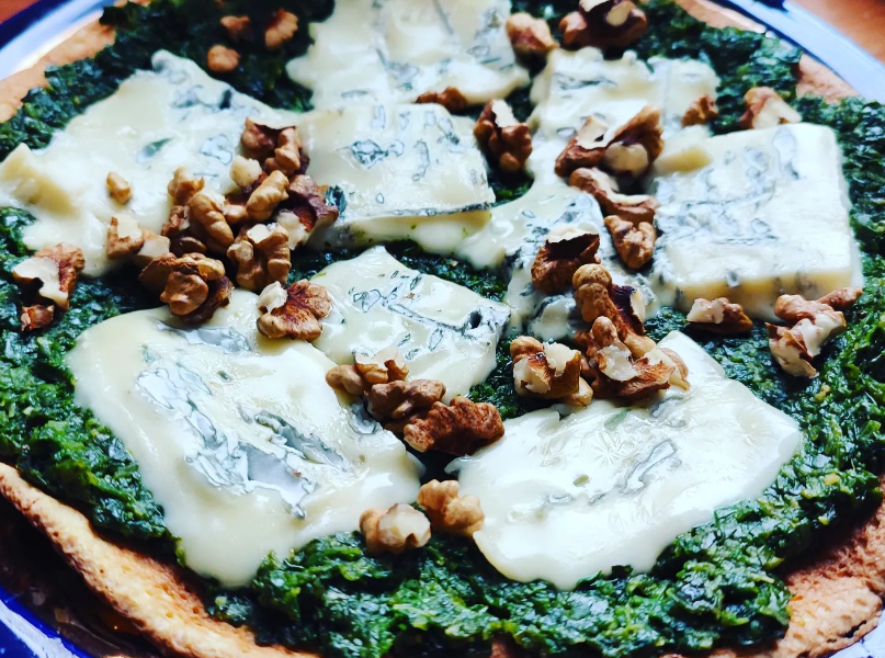 proteinowy naleśnik z szpinakiem keto