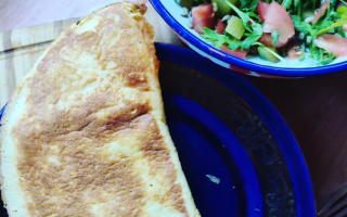 naleśnik z mozarelli