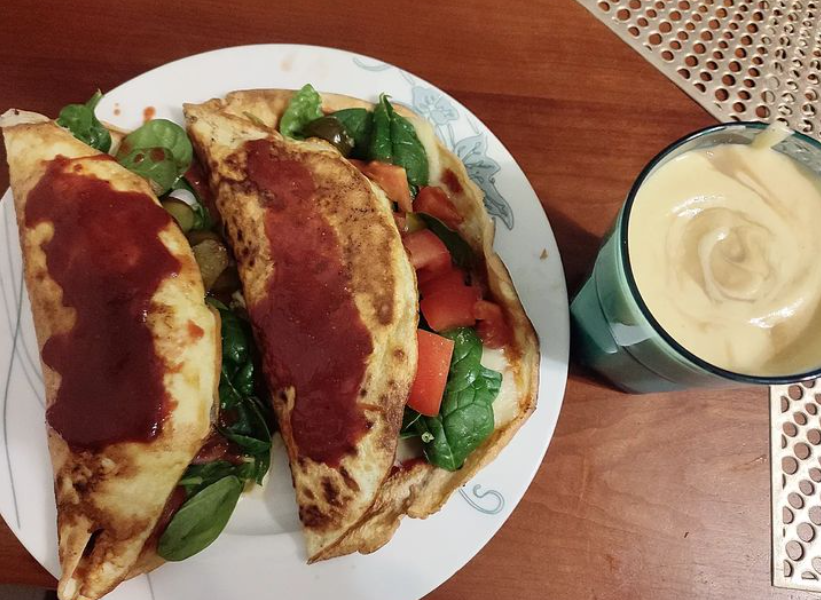 Łubinowo serowe keto naleśniki z białek jajek