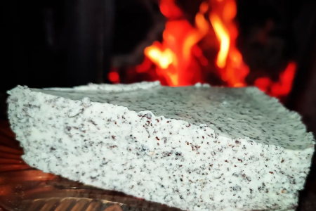 Keto sernik na zimno z makiem