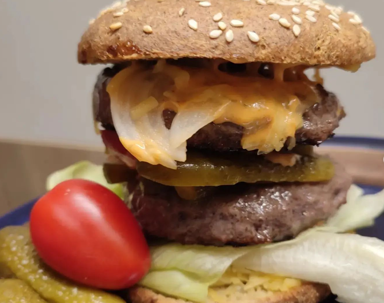 Keto burgery wołowe przepis na bułki