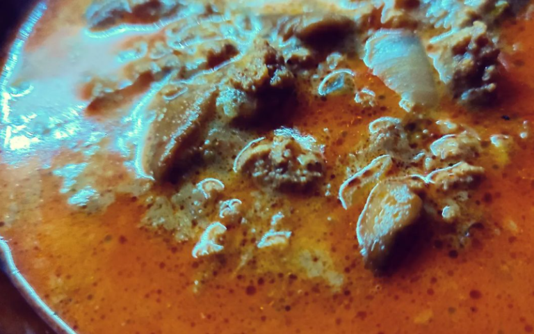 Keto zupa grzybowa z mięsem mielonym