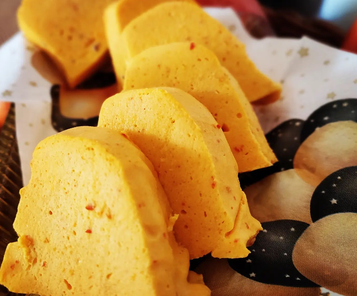 Keto Pomarańczowy sernik na zimno z dynią