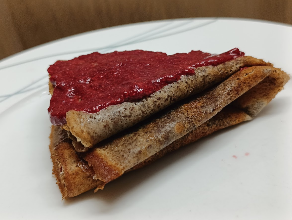 Keto czekoladowe naleśniki