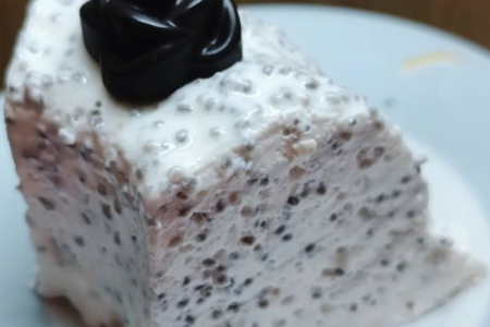 Szybki keto sernik na zimno z CHIA