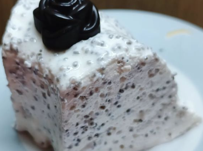 Szybki keto sernik na zimno z CHIA