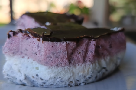 Owocowy keto sernik na zimno z CHIA