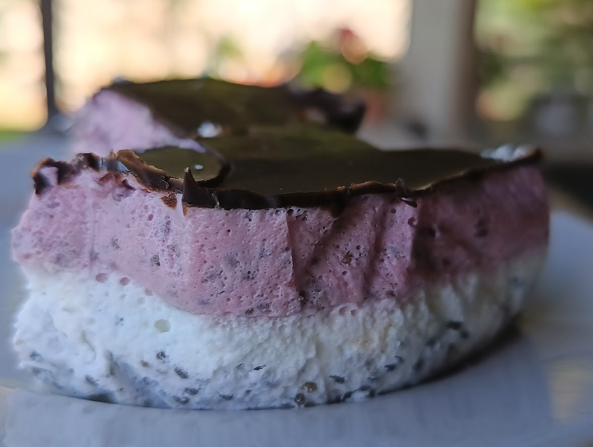 Owocowy keto sernik na zimno z CHIA