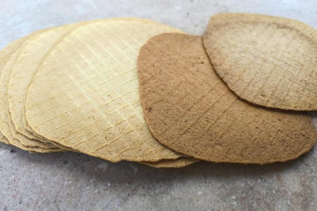 Chrupiące keto wafelki wytrawne