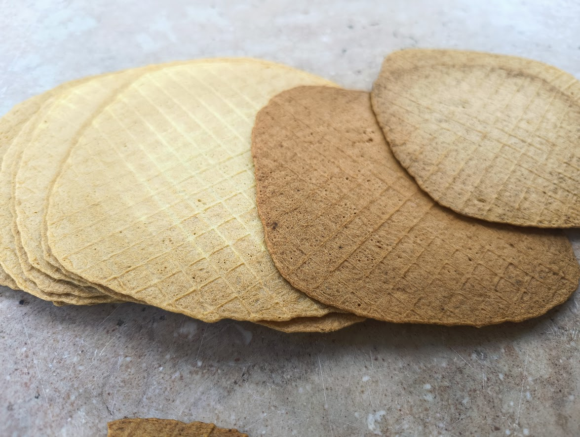 Chrupiące keto wafelki wytrawne