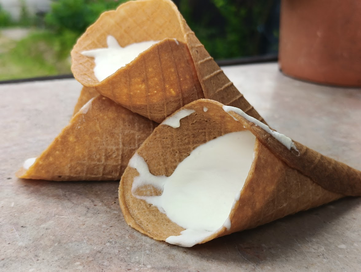 Keto Pianka o smaku białej czekolady w rożku