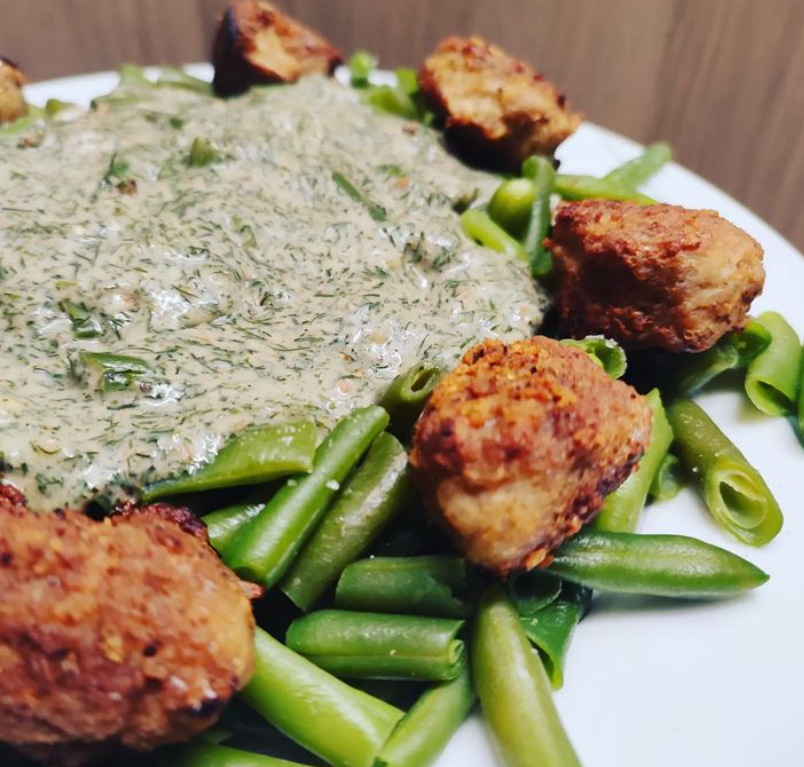 Keto Sos koperkowy pulpeciki i fasolka szparagowa