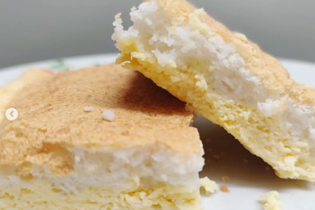 Delikatny sernik z chrupiącą chmurką