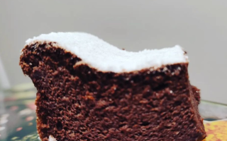 Keto puszyste brownie