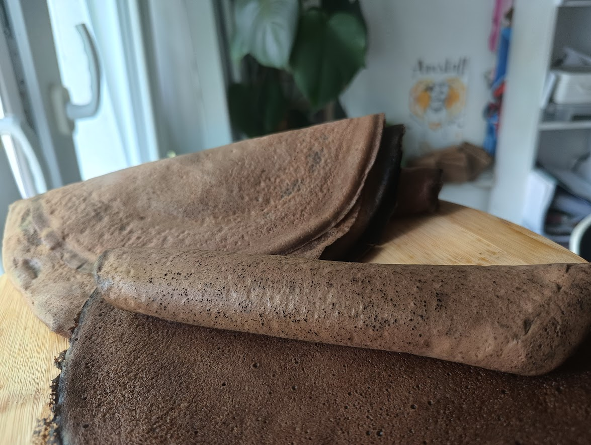 Kakaowe keto naleśniki