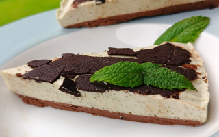 Miętowo czekoladowy keto sernik na zimno
