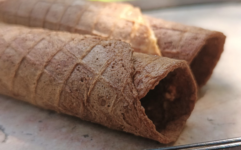 Chrupiące keto rurki