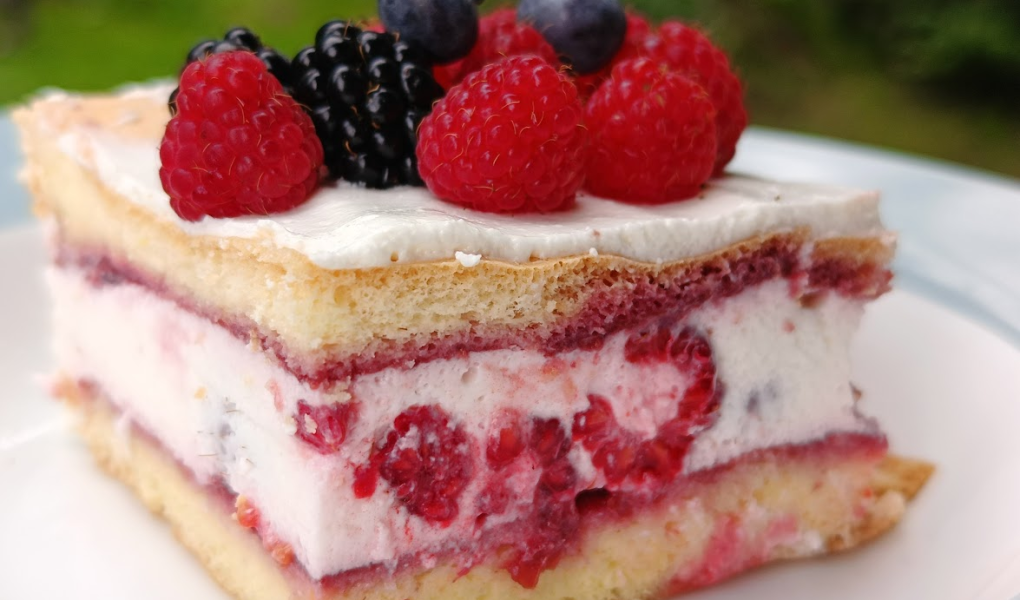 Keto ciasto z kremem