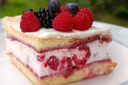 Keto ciasto z kremem