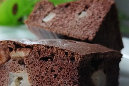 Keto kakaowe ciasto z jabłkami