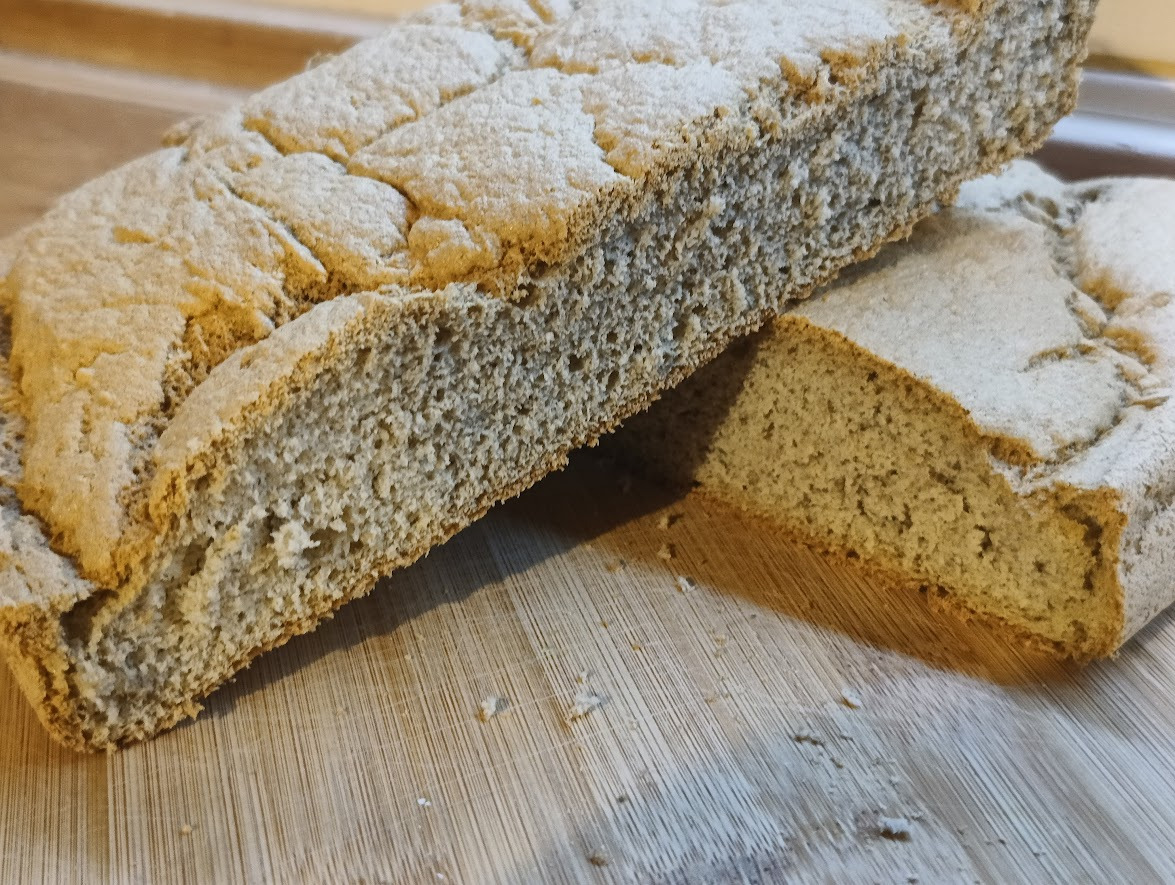 Chlebek keto na skrobi opornej