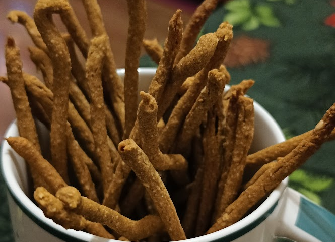 keto słone chrupiące paluszki