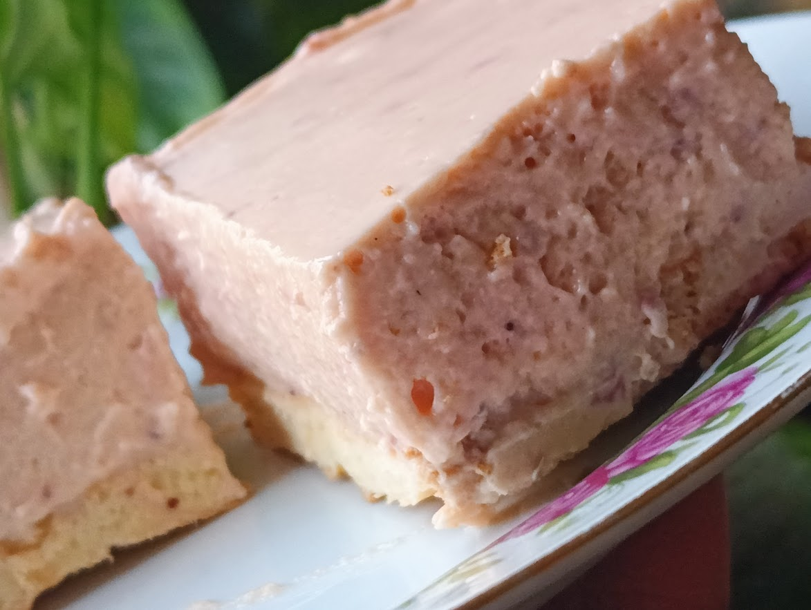 Truskawkowy sernik na zimno