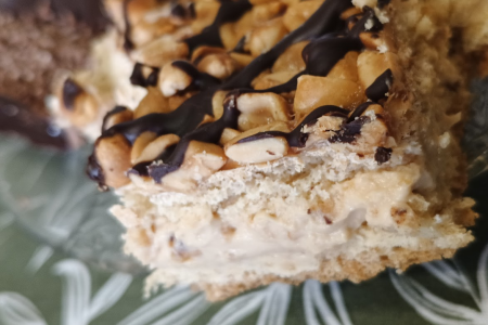 keto ciasto z orzechami karmelinka