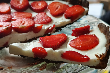 keto tarta z truskawkami