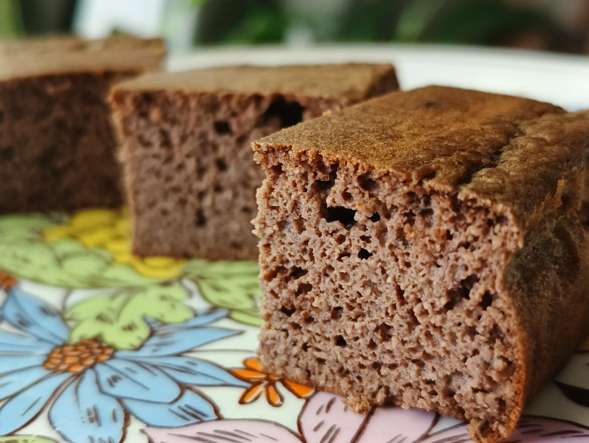 KETO jogurtowe ciasto kakaowe – wilgotne, puszyste i MEGA proste!